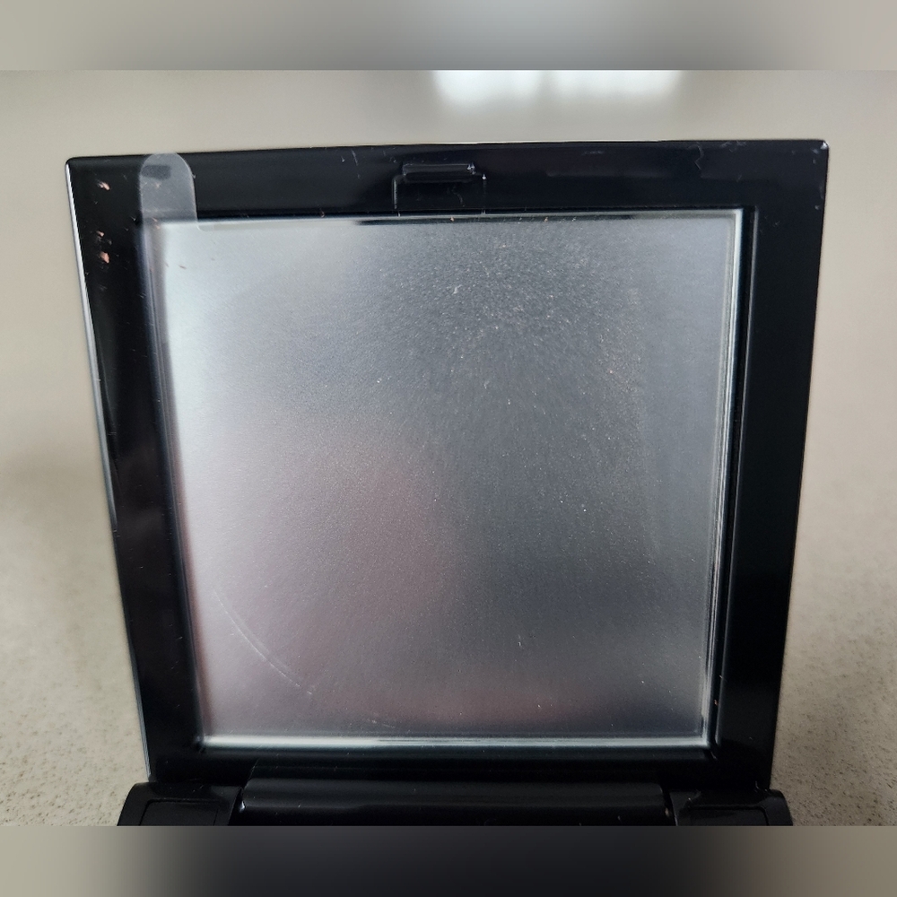 Pat McGrath labs Fetish Divine Blush -Fleurtatious **NEW - Picture 7 of 10